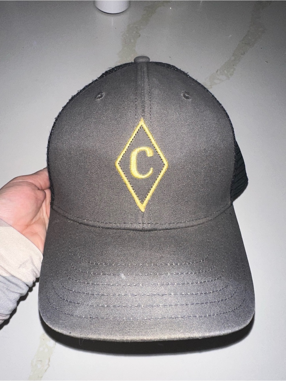 Unbranded Men's Gray Mesh-Back Cap with Yellow Diamond 'C' Logo